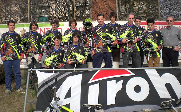 Team Le Marmotte DH-4X